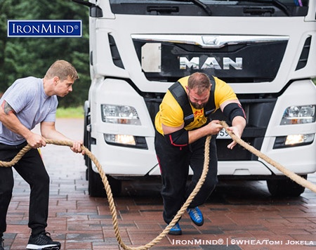 Michael Allen (England), who won the open men category in the 2017 US World Championships, on truck bus pull. IronMind® | ©WHEA/Tomi Jokela