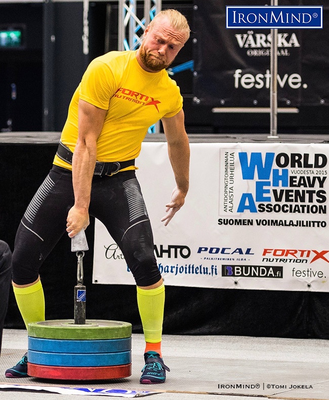 One of the top lightweight gripsters in Finland, Pekka Lähderinne hauls up 80kg on the IronMind Little Big Horn in 2018 US World Grip Championships. IronMind® | Photo courtesy of WHEA/©Tomi Jokela