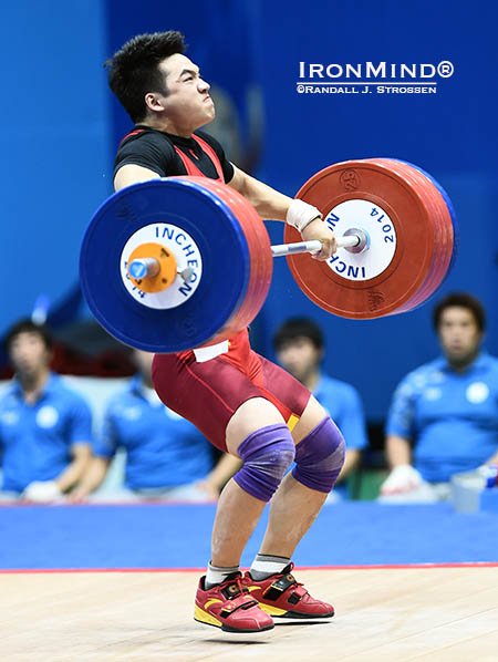 Tian Tao pulls himself under 218 kg for the gold medal. IronMind® | Randall J. Strossen photo  