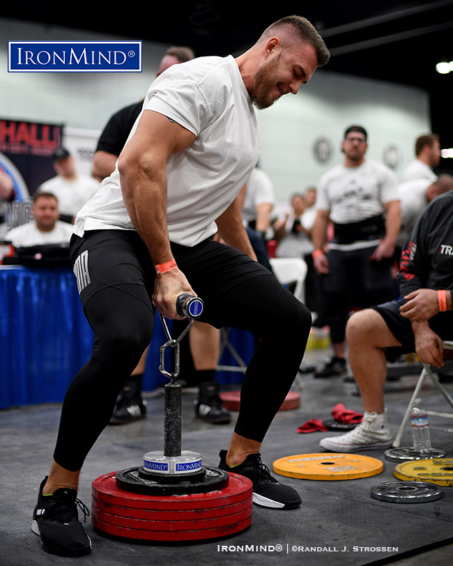 Armlifters Grab On To the LA FitExpo