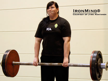 Ladies winner and Apollon’s Axle current Finnish-record holder Annina Saine with 106 kg.  IronMind® | Photo courtesy of Jyrki Rantanen.