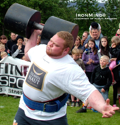 Twitter benedikt magnusson Strongwoman