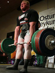 Benedikt Magnusson gives 425 kg a mighty ride at the Icelandic Powerlifting Championships yesterday. IronMind® | Photo by Johannes Eriksson, courtesy of Hjalti Arnason.