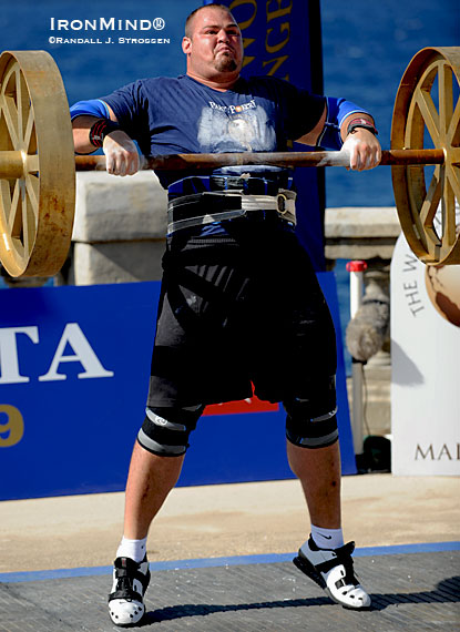 Brian Shaw impressed all at the 2009 World’s Strongest Man contest, where his performance on the Axle was part of the mix that put him on the podium.  Continuing to flex his muscles in the 2010 strongman season, Big Brian Shaw currently leads the World Strongman Super Series.  IronMind® | Randall J. Strossen photo.