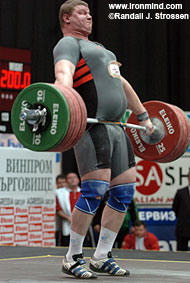 Who is six-feet nine-inches tall and snatches over 200 kg? Velichko Cholakov. The Bulgarian star, along with Stefan Botev as his coach, will be participating in the invitational weightlifting exhibition on the main stage in the expo hall at this year's Arnold. IronMind® | Randall J. Strossen photo.