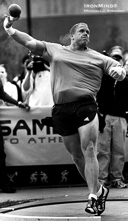 Ace shot putter John Godina is teaming up with Ryan Vierra and Francis Brebner for an Highland Games seminar at his Arizona facility on January 2, 2010.  Might be the perfect way to start the new year if you want to hit some PR throws in 2010.  A Rolling Thunder Challenge will follow the seminar at the Four Peaks Brewery.  IronMind® | Randall J. Strossen photo.