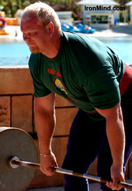 Magnus Samuelsson warms up with some deadlifts at the 2004 MET-Rx World's Strongest Man contest. IronMind® | Randall J. Strossen, Ph.D. photo.