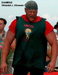 Magnus Samuelsson about to squat at the 2004 MET-Rx World's Strongest Man contest. IronMind® | Randall J. Strossen, Ph.D. photo.