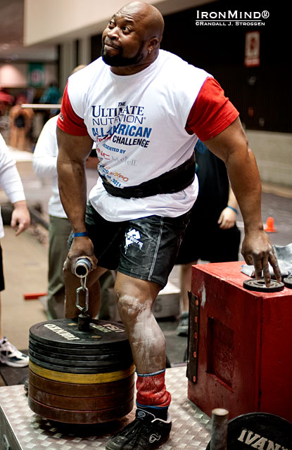 Mark Felix manhandled 260 lb. on the Rolling Thunder at the Los Angeles FitExpo earlier this year, and he's primed to break the world record—his world record. IronMind® | Randall J. Strossen photo.