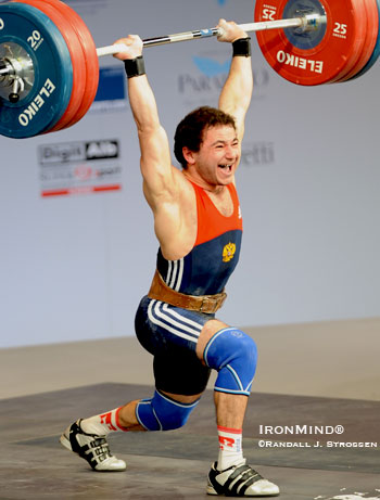 Sergey Petrosyan made this 165-kg clean and jerk on his second attempt, putting him into the lead, a position he never gave up. IronMind® | Randall J. Strossen photo.