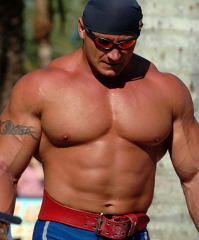 Mariusz Pudzianowski at the 2004 World's Strongest Man contest (Paradise Island, Bahamas). IronMind® | Randall J. Strossen, Ph.D. photo.