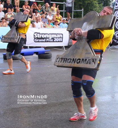 Rauno Heinla won in Estonia last weekend, which qualifies him for Giants Live–Finland, where a top-three finish nets an invitation to the 2011 MET-Rx World’s Strongest Man contest.  IronMind® | Photo courtesy of the Estonian Strongman Federation.