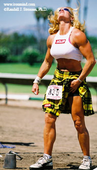 Looking for a hole in the sky, Shannon Hartnett gets ready to blast the weight for height (Pleasanton, California). IronMind® | Randall J. Strossen, Ph.D. photo.