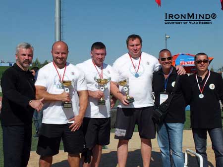 Left to right: Vlad Redkin, Bartalomei Bak, Rolands Gulbis, Tarmo Mitt, Gökhan Sonbahar and Güven Toksoy.  IronMind® | Photo courtesy of WSF/Vlad Redkin.