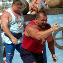 "Watch WSM!" These might not be Vasyl Virastiuk's exact words, but we're confident that they capture the correct sentiment. Check local listings for exact program dates and times. IronMind® | Randall J. Strossen, Ph.D. photo (Paradise Island, Bahamas).